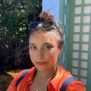 Meet your Posher, Elizabeth